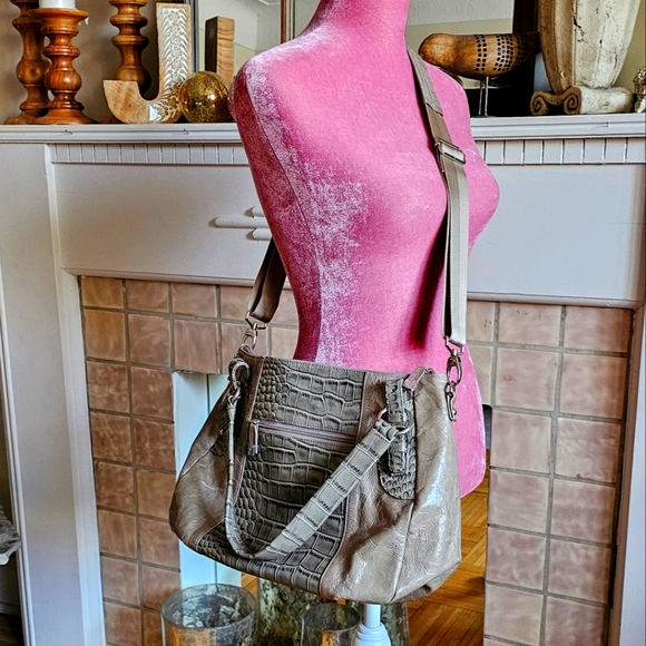 Soprano patent leather satchel with alligator embossed design. Dark taupe. - Picture 12 of 15